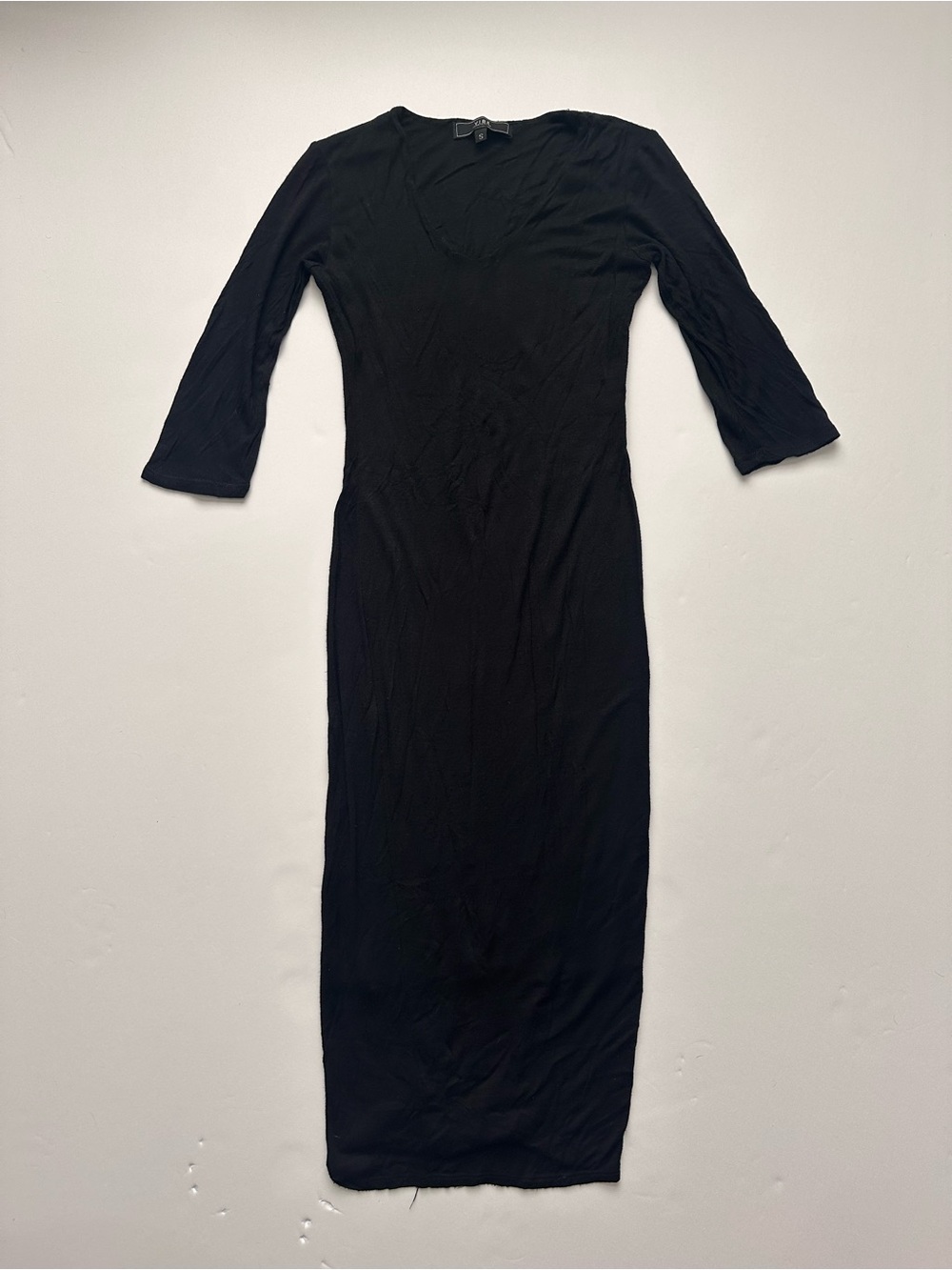 Vibe Black V-Neck Maxi Dress with Three-Quarter Sleeves